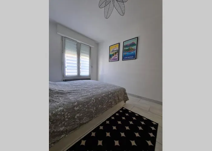 Raphael, Bel En Centre ! Saint-Raphaël